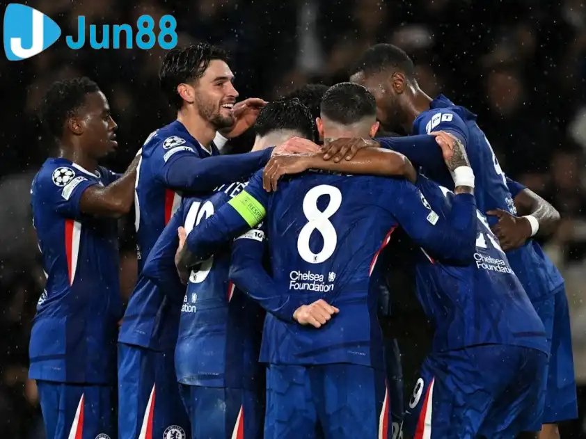 Chelsea vừa đại thắng Ajax tại lượt trận thứ ba vòng bảng Champions League mùa này (Ảnh: CLB) Chelsea vừa đại thắng Ajax tại lượt trận thứ ba vòng bảng Champions League mùa này (Ảnh: CLB)